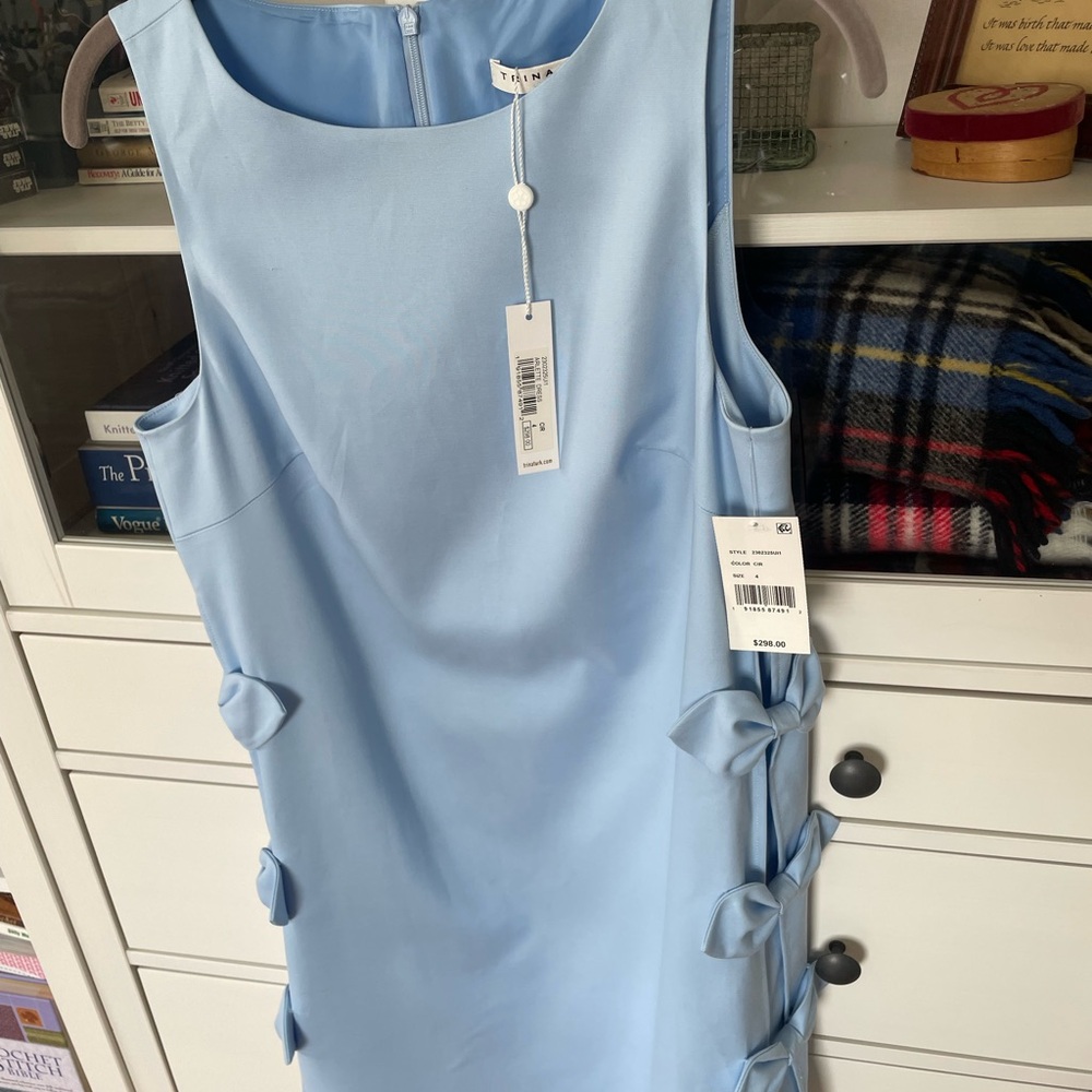 NWT Trina Turk Sz 4  ARLETTE MINI Dress with side Bows